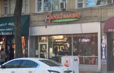 Peachwave Frozen Yogurt