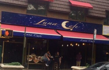 Luna Cafe