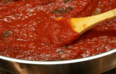 Marinara Sauce from Borgatti’s Ravioli and Egg Noodles